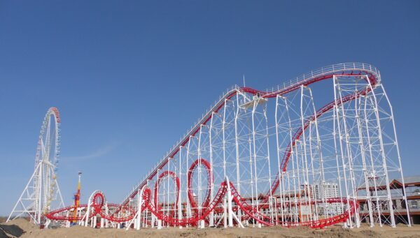 Six Loops Roller Coaster - Image 5