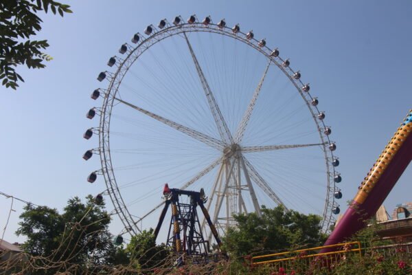 89m Spoke Ferris Wheel - Image 9